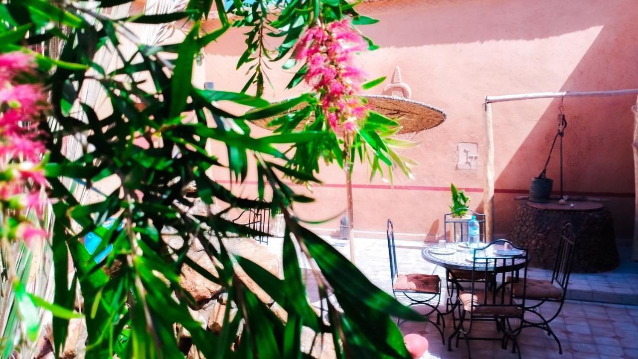 Kasbah Tussna Hotel Boumalne Kültér fotó