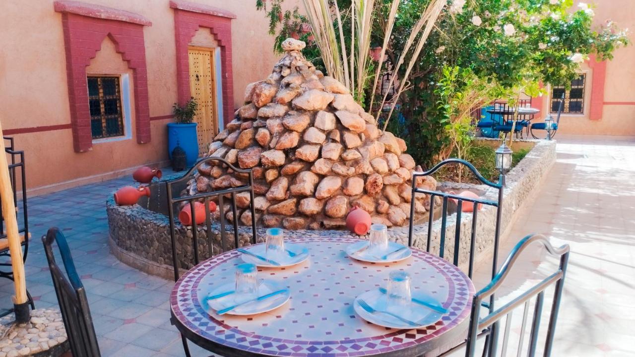 Kasbah Tussna Hotel Boumalne Kültér fotó