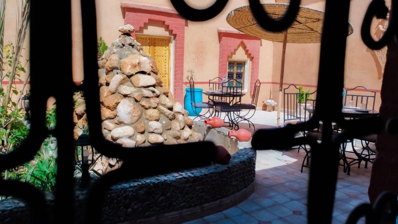 Kasbah Tussna Hotel Boumalne Kültér fotó